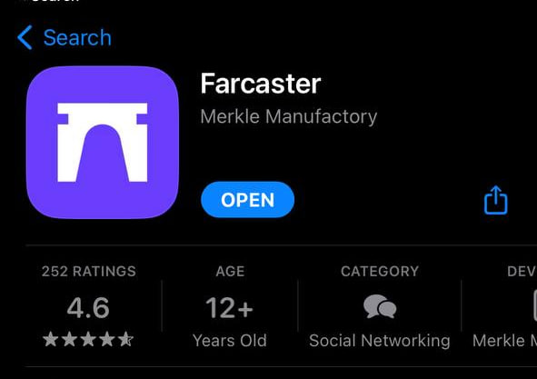 Tải app Farcaster trên App Store hoặc CH Play