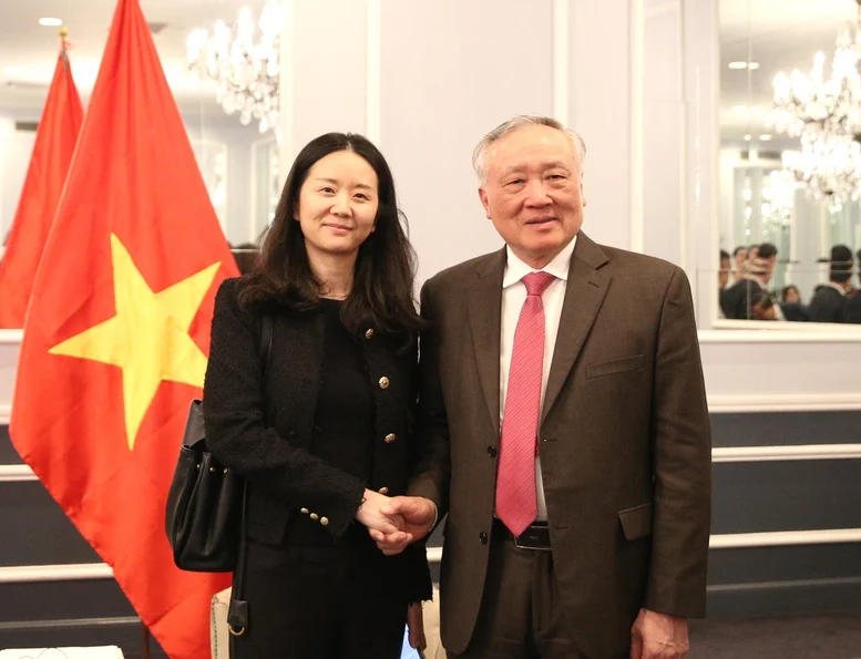 Chủ tịch OKX gặp Phó Thủ tướng Nguyễn Hoà Bình tại Mỹ